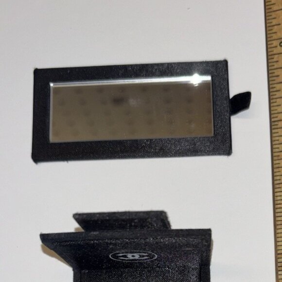 Authentic Chanel Lot Mirror & Makeup Black Case Box w CC Logo Ring - Picture 3 of 5